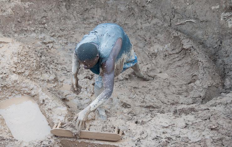 Exposição | De Barro se Fizeram Homens